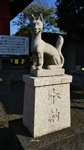 稲荷神社の狛犬