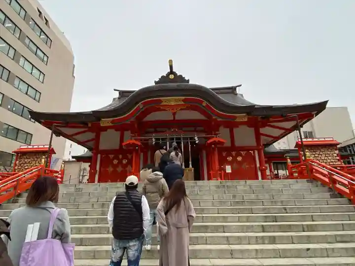 花園神社の本殿・本堂