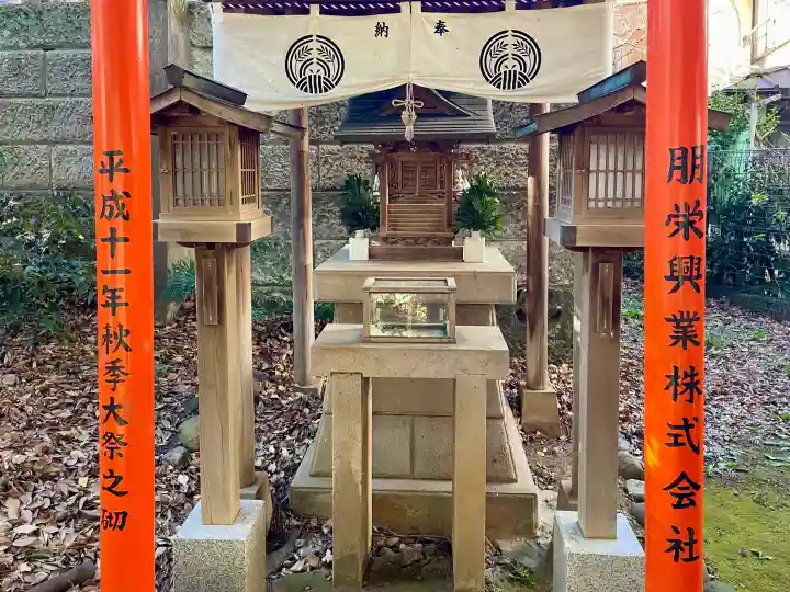 威光稲荷堂の{uncategorized: "未分類", other: "その他", undefined: "問題あり", building: "その他建物", grave: "お墓", sacred_gate: "鳥居", guardian: "狛犬", statue: "像", buddha: "仏像", history: "歴史", nature: "自然", garden: "庭園", animal: "動物", pagoda: "塔", temizu: "手水舎", mountain_gate: "山門・神門", sanctuary: "本殿・本堂", subordinate: "末社・摂社", art: "芸術", scenery: "景色", jizo: "地蔵", ema: "絵馬", goshuin: "御朱印", omikuji: "おみくじ", items: "授与品その他", amulet: "お守り", goshuincho: "御朱印帳", eats: "食事", festival: "お祭り", votive_dance: "神楽", shichigosan: "七五三参", wedding: "結婚式", experience: "体験その他", initially: "初詣", around: "周辺", anti_infection: "感染症対策"}