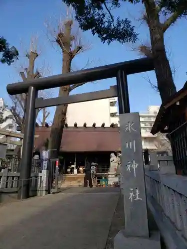 高円寺氷川神社の鳥居