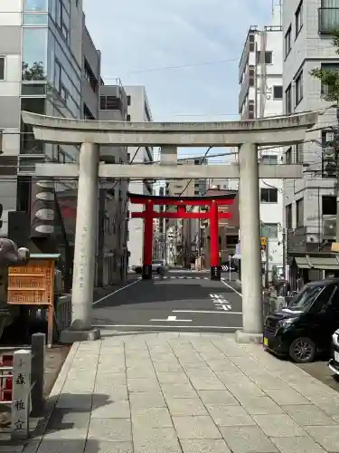 下谷神社の{uncategorized: "未分類", other: "その他", undefined: "問題あり", building: "その他建物", grave: "お墓", sacred_gate: "鳥居", guardian: "狛犬", statue: "像", buddha: "仏像", history: "歴史", nature: "自然", garden: "庭園", animal: "動物", pagoda: "塔", temizu: "手水舎", mountain_gate: "山門・神門", sanctuary: "本殿・本堂", subordinate: "末社・摂社", art: "芸術", scenery: "景色", jizo: "地蔵", ema: "絵馬", goshuin: "御朱印", omikuji: "おみくじ", items: "授与品その他", amulet: "お守り", goshuincho: "御朱印帳", eats: "食事", festival: "お祭り", votive_dance: "神楽", shichigosan: "七五三参", wedding: "結婚式", experience: "体験その他", initially: "初詣", around: "周辺", anti_infection: "感染症対策"}
