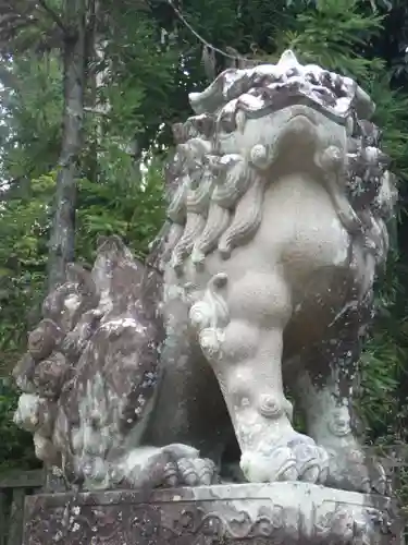 岡崎神社の狛犬