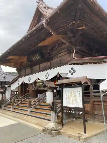 座光如来寺（元善光寺）の本殿