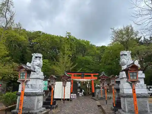 高山稲荷神社の{uncategorized: "未分類", other: "その他", undefined: "問題あり", building: "その他建物", grave: "お墓", sacred_gate: "鳥居", guardian: "狛犬", statue: "像", buddha: "仏像", history: "歴史", nature: "自然", garden: "庭園", animal: "動物", pagoda: "塔", temizu: "手水舎", mountain_gate: "山門・神門", sanctuary: "本殿・本堂", subordinate: "末社・摂社", art: "芸術", scenery: "景色", jizo: "地蔵", ema: "絵馬", goshuin: "御朱印", omikuji: "おみくじ", items: "授与品その他", amulet: "お守り", goshuincho: "御朱印帳", eats: "食事", festival: "お祭り", votive_dance: "神楽", shichigosan: "七五三参", wedding: "結婚式", experience: "体験その他", initially: "初詣", around: "周辺", anti_infection: "感染症対策"}