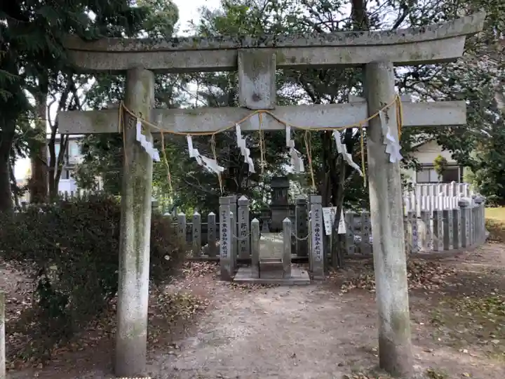 泊神社の末社・摂社