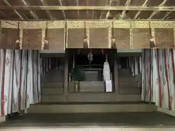 離宮八幡神社の本殿・本堂