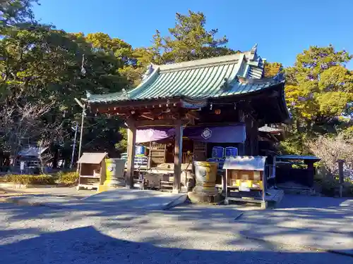 御穂神社の本殿