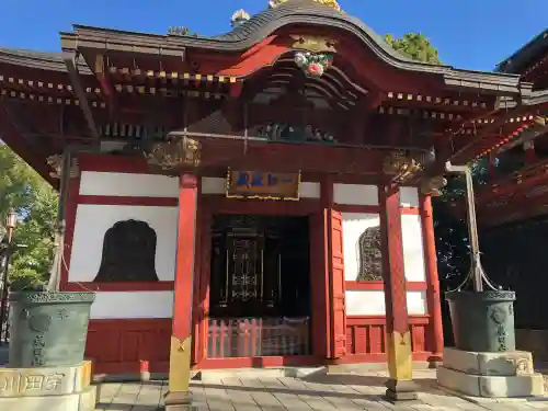成田山新勝寺の{uncategorized: "未分類", other: "その他", undefined: "問題あり", building: "その他建物", grave: "お墓", sacred_gate: "鳥居", guardian: "狛犬", statue: "像", buddha: "仏像", history: "歴史", nature: "自然", garden: "庭園", animal: "動物", pagoda: "塔", temizu: "手水舎", mountain_gate: "山門・神門", sanctuary: "本殿・本堂", subordinate: "末社・摂社", art: "芸術", scenery: "景色", jizo: "地蔵", ema: "絵馬", goshuin: "御朱印", omikuji: "おみくじ", items: "授与品その他", amulet: "お守り", goshuincho: "御朱印帳", eats: "食事", festival: "お祭り", votive_dance: "神楽", shichigosan: "七五三参", wedding: "結婚式", experience: "体験その他", initially: "初詣", around: "周辺", anti_infection: "感染症対策"}