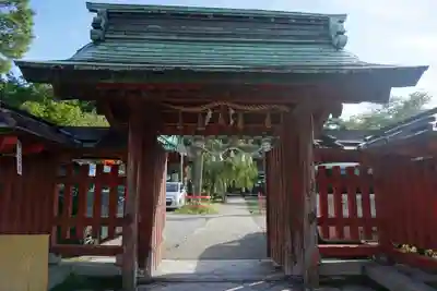 尾崎神社の山門・神門