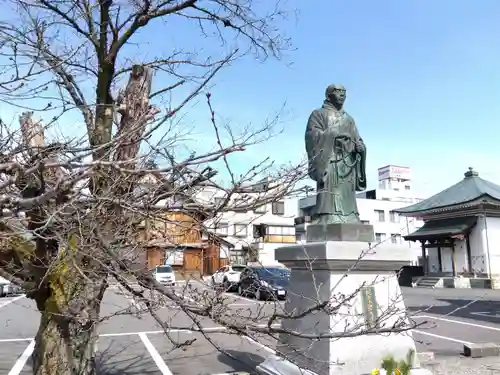 誠照寺(福井県)