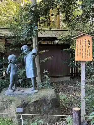 駒木諏訪神社の像