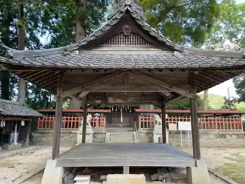 佐々尾神社の本殿