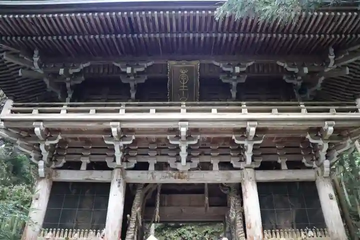 大宝寺の山門・神門