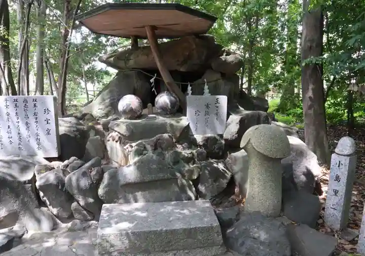 田縣神社の末社・摂社