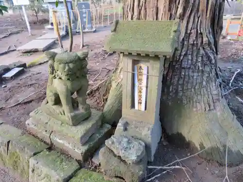 鶴峯八幡宮の狛犬