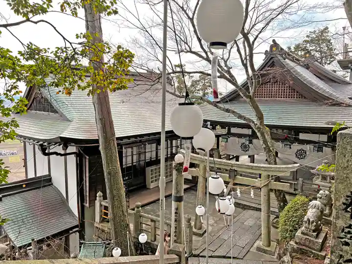 阿賀神社の本殿・本堂