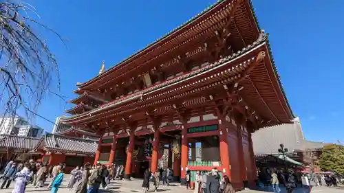 浅草寺の山門