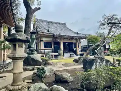 東光寺の{uncategorized: "未分類", other: "その他", undefined: "問題あり", building: "その他建物", grave: "お墓", sacred_gate: "鳥居", guardian: "狛犬", statue: "像", buddha: "仏像", history: "歴史", nature: "自然", garden: "庭園", animal: "動物", pagoda: "塔", temizu: "手水舎", mountain_gate: "山門・神門", sanctuary: "本殿・本堂", subordinate: "末社・摂社", art: "芸術", scenery: "景色", jizo: "地蔵", ema: "絵馬", goshuin: "御朱印", omikuji: "おみくじ", items: "授与品その他", amulet: "お守り", goshuincho: "御朱印帳", eats: "食事", festival: "お祭り", votive_dance: "神楽", shichigosan: "七五三参", wedding: "結婚式", experience: "体験その他", initially: "初詣", around: "周辺", anti_infection: "感染症対策"}