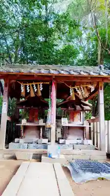 國常立神社の{uncategorized: "未分類", other: "その他", undefined: "問題あり", building: "その他建物", grave: "お墓", sacred_gate: "鳥居", guardian: "狛犬", statue: "像", buddha: "仏像", history: "歴史", nature: "自然", garden: "庭園", animal: "動物", pagoda: "塔", temizu: "手水舎", mountain_gate: "山門・神門", sanctuary: "本殿・本堂", subordinate: "末社・摂社", art: "芸術", scenery: "景色", jizo: "地蔵", ema: "絵馬", goshuin: "御朱印", omikuji: "おみくじ", items: "授与品その他", amulet: "お守り", goshuincho: "御朱印帳", eats: "食事", festival: "お祭り", votive_dance: "神楽", shichigosan: "七五三参", wedding: "結婚式", experience: "体験その他", initially: "初詣", around: "周辺", anti_infection: "感染症対策"}