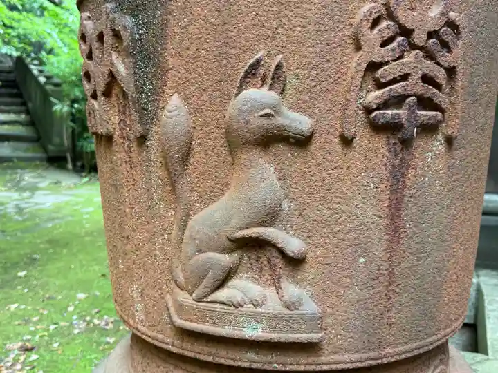 四合稲荷神社の{uncategorized: "未分類", other: "その他", undefined: "問題あり", building: "その他建物", grave: "お墓", sacred_gate: "鳥居", guardian: "狛犬", statue: "像", buddha: "仏像", history: "歴史", nature: "自然", garden: "庭園", animal: "動物", pagoda: "塔", temizu: "手水舎", mountain_gate: "山門・神門", sanctuary: "本殿・本堂", subordinate: "末社・摂社", art: "芸術", scenery: "景色", jizo: "地蔵", ema: "絵馬", goshuin: "御朱印", omikuji: "おみくじ", items: "授与品その他", amulet: "お守り", goshuincho: "御朱印帳", eats: "食事", festival: "お祭り", votive_dance: "神楽", shichigosan: "七五三参", wedding: "結婚式", experience: "体験その他", initially: "初詣", around: "周辺", anti_infection: "感染症対策"}