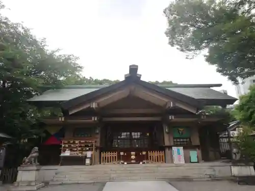 東郷神社の本殿・本堂