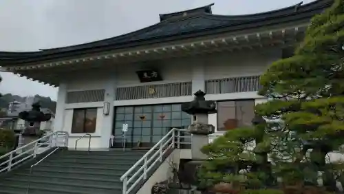 常保寺の{uncategorized: "未分類", other: "その他", undefined: "問題あり", building: "その他建物", grave: "お墓", sacred_gate: "鳥居", guardian: "狛犬", statue: "像", buddha: "仏像", history: "歴史", nature: "自然", garden: "庭園", animal: "動物", pagoda: "塔", temizu: "手水舎", mountain_gate: "山門・神門", sanctuary: "本殿・本堂", subordinate: "末社・摂社", art: "芸術", scenery: "景色", jizo: "地蔵", ema: "絵馬", goshuin: "御朱印", omikuji: "おみくじ", items: "授与品その他", amulet: "お守り", goshuincho: "御朱印帳", eats: "食事", festival: "お祭り", votive_dance: "神楽", shichigosan: "七五三参", wedding: "結婚式", experience: "体験その他", initially: "初詣", around: "周辺", anti_infection: "感染症対策"}