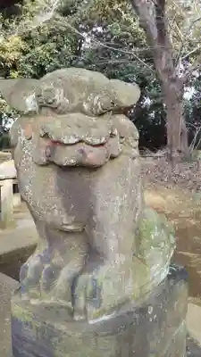諏訪神社の狛犬