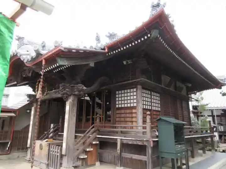 常性寺の本殿・本堂