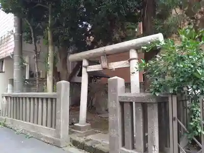 三峰神社の鳥居