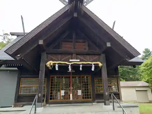 雄武神社の本殿・本堂