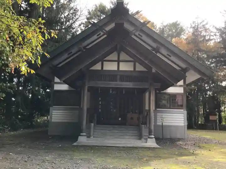 京極八幡神社の本殿・本堂