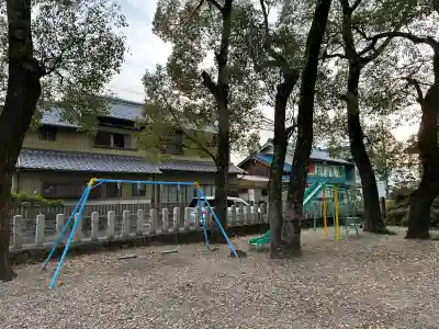 大木神社の{uncategorized: "未分類", other: "その他", undefined: "問題あり", building: "その他建物", grave: "お墓", sacred_gate: "鳥居", guardian: "狛犬", statue: "像", buddha: "仏像", history: "歴史", nature: "自然", garden: "庭園", animal: "動物", pagoda: "塔", temizu: "手水舎", mountain_gate: "山門・神門", sanctuary: "本殿・本堂", subordinate: "末社・摂社", art: "芸術", scenery: "景色", jizo: "地蔵", ema: "絵馬", goshuin: "御朱印", omikuji: "おみくじ", items: "授与品その他", amulet: "お守り", goshuincho: "御朱印帳", eats: "食事", festival: "お祭り", votive_dance: "神楽", shichigosan: "七五三参", wedding: "結婚式", experience: "体験その他", initially: "初詣", around: "周辺", anti_infection: "感染症対策"}