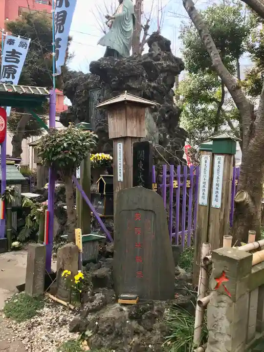 吉原弁財天本宮(吉原神社奥宮)(東京都)
