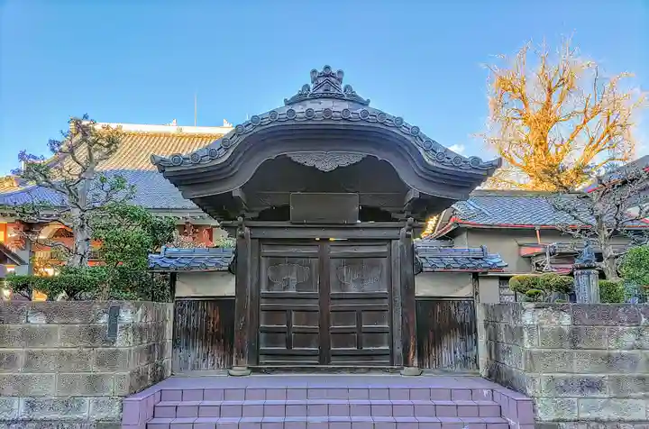 聖運寺の山門・神門