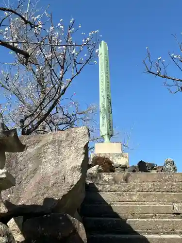 鎭國守國神社の{uncategorized: "未分類", other: "その他", undefined: "問題あり", building: "その他建物", grave: "お墓", sacred_gate: "鳥居", guardian: "狛犬", statue: "像", buddha: "仏像", history: "歴史", nature: "自然", garden: "庭園", animal: "動物", pagoda: "塔", temizu: "手水舎", mountain_gate: "山門・神門", sanctuary: "本殿・本堂", subordinate: "末社・摂社", art: "芸術", scenery: "景色", jizo: "地蔵", ema: "絵馬", goshuin: "御朱印", omikuji: "おみくじ", items: "授与品その他", amulet: "お守り", goshuincho: "御朱印帳", eats: "食事", festival: "お祭り", votive_dance: "神楽", shichigosan: "七五三参", wedding: "結婚式", experience: "体験その他", initially: "初詣", around: "周辺", anti_infection: "感染症対策"}