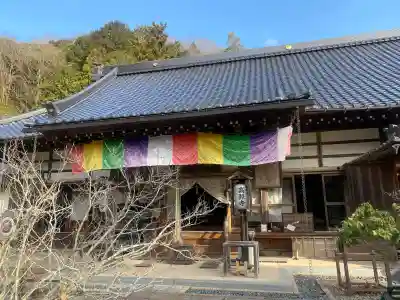 高照寺の{uncategorized: "未分類", other: "その他", undefined: "問題あり", building: "その他建物", grave: "お墓", sacred_gate: "鳥居", guardian: "狛犬", statue: "像", buddha: "仏像", history: "歴史", nature: "自然", garden: "庭園", animal: "動物", pagoda: "塔", temizu: "手水舎", mountain_gate: "山門・神門", sanctuary: "本殿・本堂", subordinate: "末社・摂社", art: "芸術", scenery: "景色", jizo: "地蔵", ema: "絵馬", goshuin: "御朱印", omikuji: "おみくじ", items: "授与品その他", amulet: "お守り", goshuincho: "御朱印帳", eats: "食事", festival: "お祭り", votive_dance: "神楽", shichigosan: "七五三参", wedding: "結婚式", experience: "体験その他", initially: "初詣", around: "周辺", anti_infection: "感染症対策"}