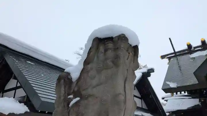 上川神社頓宮の狛犬