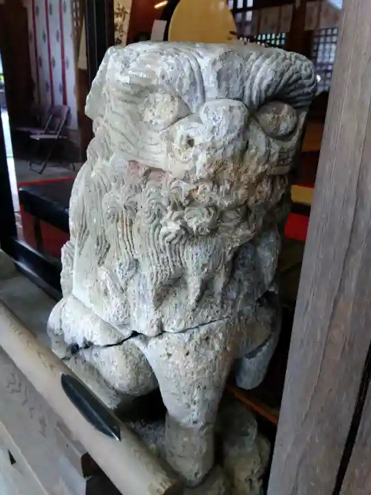 雄山神社前立社壇の{uncategorized: "未分類", other: "その他", undefined: "問題あり", building: "その他建物", grave: "お墓", sacred_gate: "鳥居", guardian: "狛犬", statue: "像", buddha: "仏像", history: "歴史", nature: "自然", garden: "庭園", animal: "動物", pagoda: "塔", temizu: "手水舎", mountain_gate: "山門・神門", sanctuary: "本殿・本堂", subordinate: "末社・摂社", art: "芸術", scenery: "景色", jizo: "地蔵", ema: "絵馬", goshuin: "御朱印", omikuji: "おみくじ", items: "授与品その他", amulet: "お守り", goshuincho: "御朱印帳", eats: "食事", festival: "お祭り", votive_dance: "神楽", shichigosan: "七五三参", wedding: "結婚式", experience: "体験その他", initially: "初詣", around: "周辺", anti_infection: "感染症対策"}