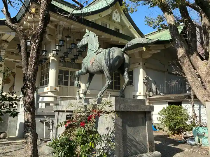 難波八阪神社の{uncategorized: "未分類", other: "その他", undefined: "問題あり", building: "その他建物", grave: "お墓", sacred_gate: "鳥居", guardian: "狛犬", statue: "像", buddha: "仏像", history: "歴史", nature: "自然", garden: "庭園", animal: "動物", pagoda: "塔", temizu: "手水舎", mountain_gate: "山門・神門", sanctuary: "本殿・本堂", subordinate: "末社・摂社", art: "芸術", scenery: "景色", jizo: "地蔵", ema: "絵馬", goshuin: "御朱印", omikuji: "おみくじ", items: "授与品その他", amulet: "お守り", goshuincho: "御朱印帳", eats: "食事", festival: "お祭り", votive_dance: "神楽", shichigosan: "七五三参", wedding: "結婚式", experience: "体験その他", initially: "初詣", around: "周辺", anti_infection: "感染症対策"}