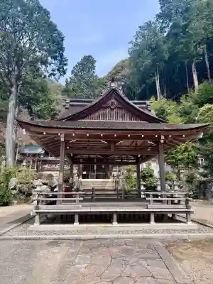 玉津岡神社の{uncategorized: "未分類", other: "その他", undefined: "問題あり", building: "その他建物", grave: "お墓", sacred_gate: "鳥居", guardian: "狛犬", statue: "像", buddha: "仏像", history: "歴史", nature: "自然", garden: "庭園", animal: "動物", pagoda: "塔", temizu: "手水舎", mountain_gate: "山門・神門", sanctuary: "本殿・本堂", subordinate: "末社・摂社", art: "芸術", scenery: "景色", jizo: "地蔵", ema: "絵馬", goshuin: "御朱印", omikuji: "おみくじ", items: "授与品その他", amulet: "お守り", goshuincho: "御朱印帳", eats: "食事", festival: "お祭り", votive_dance: "神楽", shichigosan: "七五三参", wedding: "結婚式", experience: "体験その他", initially: "初詣", around: "周辺", anti_infection: "感染症対策"}