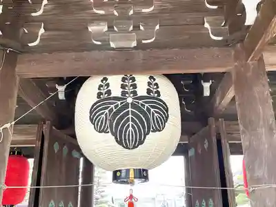 本山専修寺の山門・神門