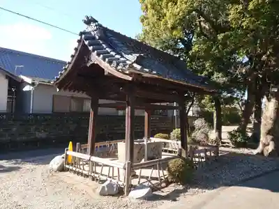 越境寺の手水舎