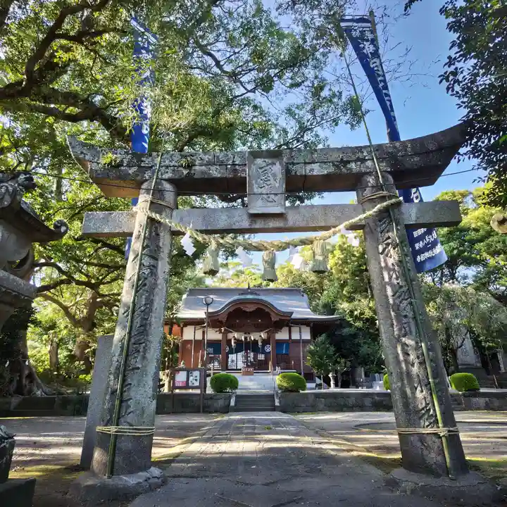 諏訪神社の鳥居