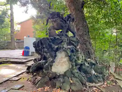 赤坂氷川神社の狛犬