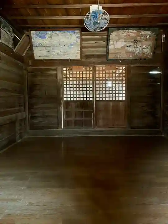 上小岩天祖神社の{uncategorized: "未分類", other: "その他", undefined: "問題あり", building: "その他建物", grave: "お墓", sacred_gate: "鳥居", guardian: "狛犬", statue: "像", buddha: "仏像", history: "歴史", nature: "自然", garden: "庭園", animal: "動物", pagoda: "塔", temizu: "手水舎", mountain_gate: "山門・神門", sanctuary: "本殿・本堂", subordinate: "末社・摂社", art: "芸術", scenery: "景色", jizo: "地蔵", ema: "絵馬", goshuin: "御朱印", omikuji: "おみくじ", items: "授与品その他", amulet: "お守り", goshuincho: "御朱印帳", eats: "食事", festival: "お祭り", votive_dance: "神楽", shichigosan: "七五三参", wedding: "結婚式", experience: "体験その他", initially: "初詣", around: "周辺", anti_infection: "感染症対策"}