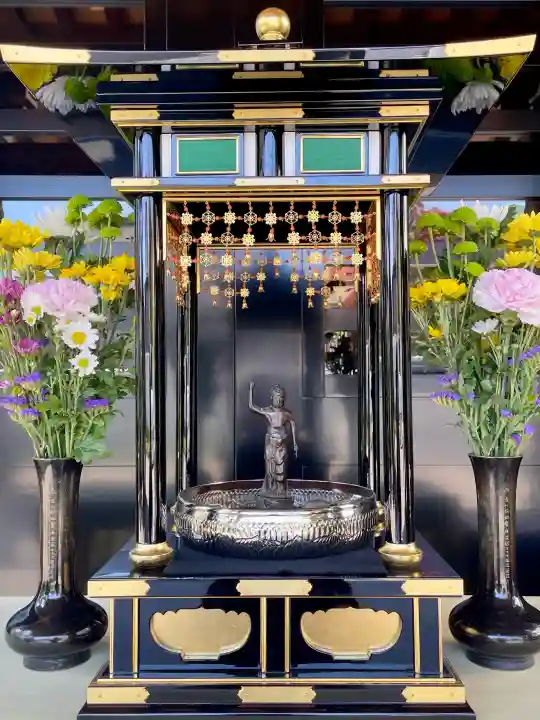 貞源寺の{uncategorized: "未分類", other: "その他", undefined: "問題あり", building: "その他建物", grave: "お墓", sacred_gate: "鳥居", guardian: "狛犬", statue: "像", buddha: "仏像", history: "歴史", nature: "自然", garden: "庭園", animal: "動物", pagoda: "塔", temizu: "手水舎", mountain_gate: "山門・神門", sanctuary: "本殿・本堂", subordinate: "末社・摂社", art: "芸術", scenery: "景色", jizo: "地蔵", ema: "絵馬", goshuin: "御朱印", omikuji: "おみくじ", items: "授与品その他", amulet: "お守り", goshuincho: "御朱印帳", eats: "食事", festival: "お祭り", votive_dance: "神楽", shichigosan: "七五三参", wedding: "結婚式", experience: "体験その他", initially: "初詣", around: "周辺", anti_infection: "感染症対策"}