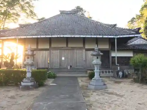 慈雲山 安楽寺の本殿