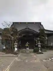 明王寺の本殿