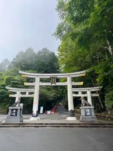 三峯神社の鳥居