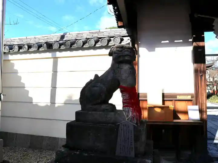 御霊神社の狛犬